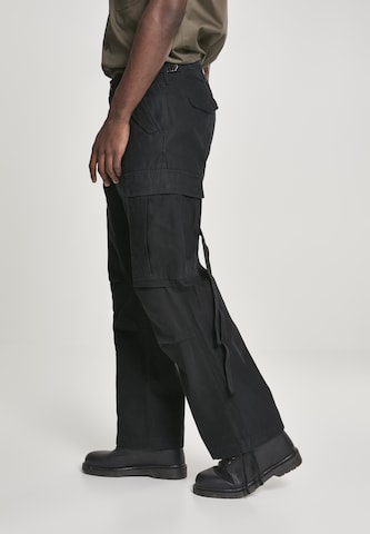 Brandit Loose fit Cargo trousers in Black