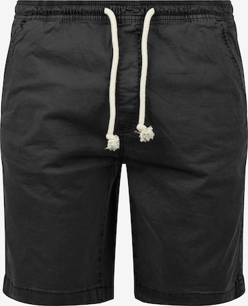 INDICODE JEANS Regular Chinoshorts 'Abbey' in Schwarz: predná strana