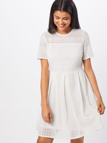 Robe 'HONEY' VERO MODA en blanc : devant