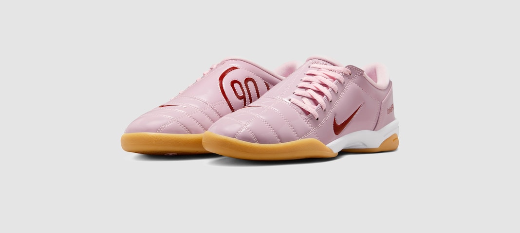 WMNS NIKE T90