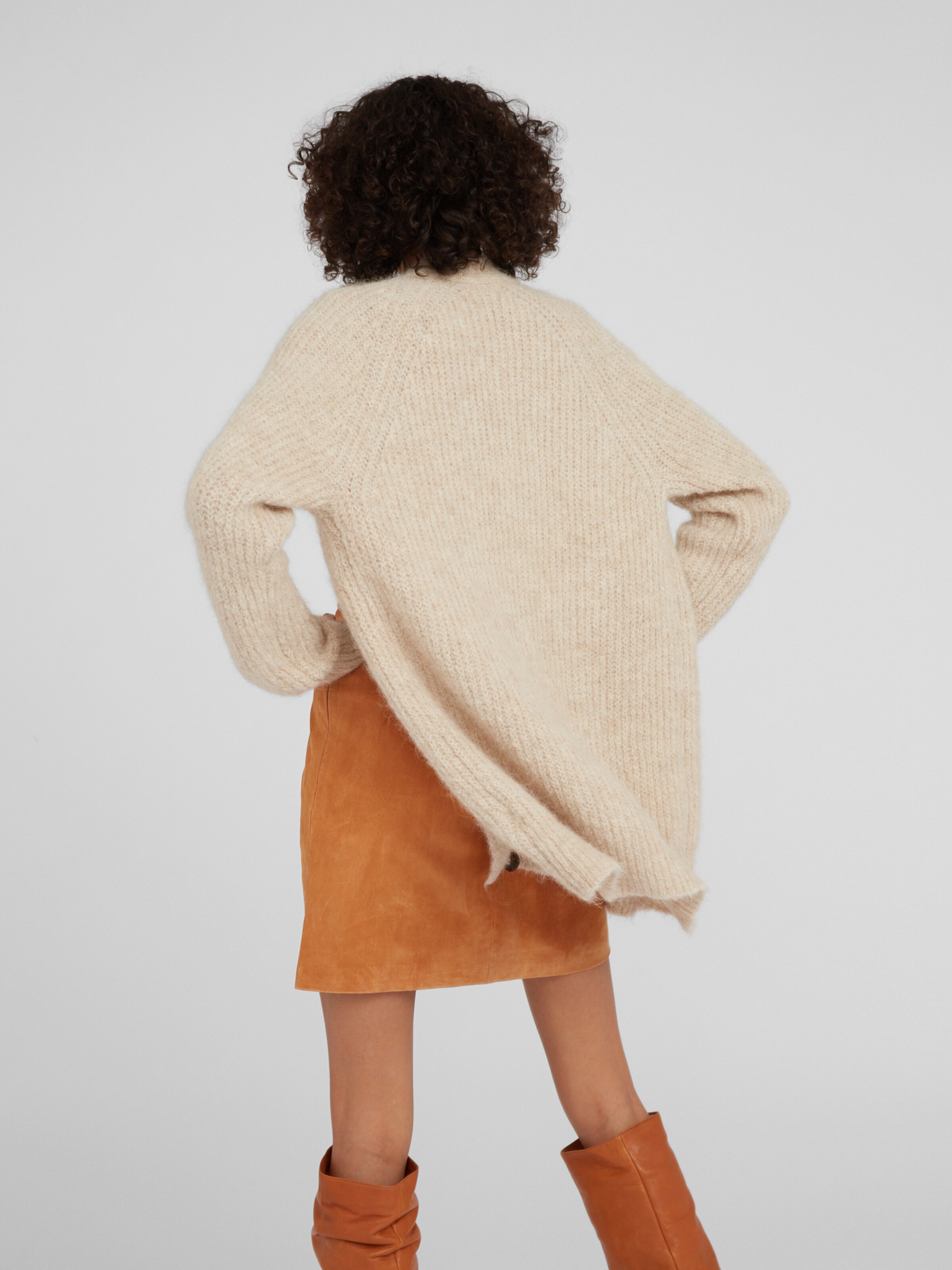 EDITED Strickjacke 'Eliandro' in beige: Rückansicht