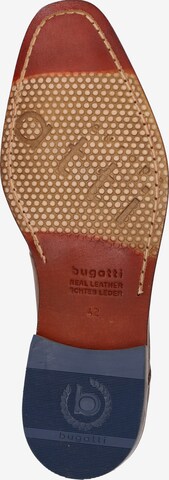 Chaussure à lacets 'Milko' bugatti en marron : en bas