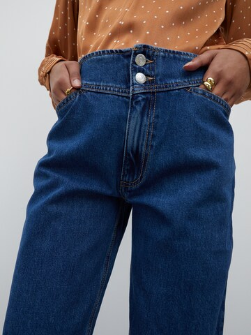 EDITED Regular Jeans 'Asta' in Blauw