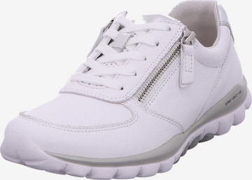 GABOR Sneakers laag in Wit: voorkant