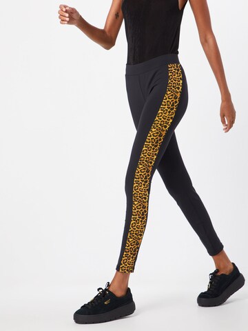 Urban Classics Skinny Leggings in Black: front