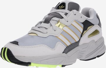 ADIDAS ORIGINALS Sneaker 'Yung-96' in Grau: predná strana