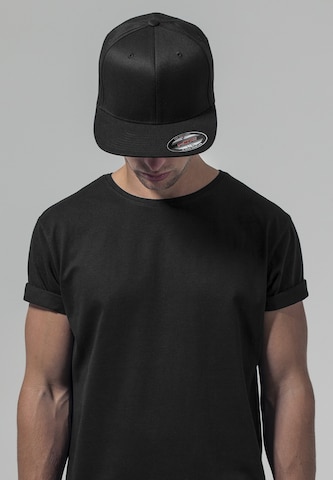 Flexfit Cap in Schwarz