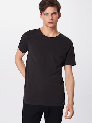 Coupe slim T-Shirt 'Level 5' OLYMP en noir : devant