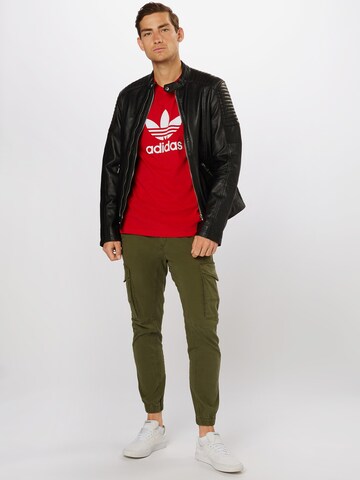 ADIDAS ORIGINALS T-Shirt 'Trefoil' in Rot