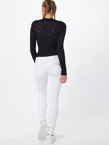 Coupe slim Jean 'Alexa' FREEMAN T. PORTER en blanc