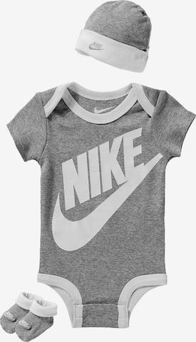 Nike Sportswear Set 'Futura' in Grau: predná strana