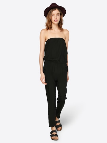 Salopeta de la Urban Classics pe negru
