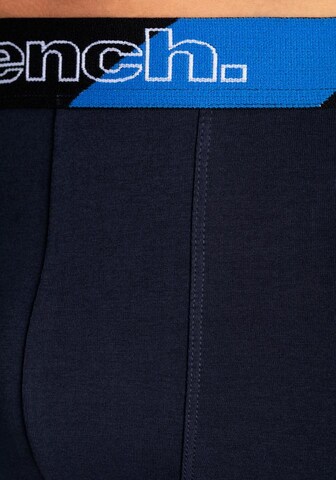 BENCH Trunks in Schwarz