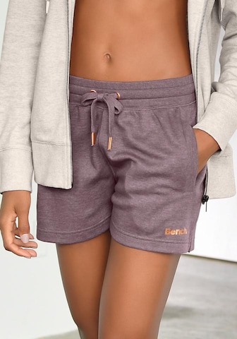 BENCH Regular Loungeshorts in Lila: predná strana