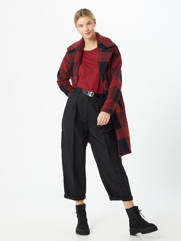 Maglietta di Urban Classics in rosso