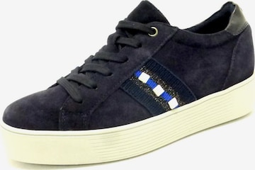 TAMARIS Sneakers laag in Blauw: voorkant