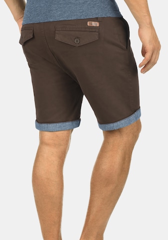 !Solid Regular Chinoshorts 'Lagoa' in Braun