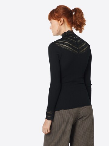 rosemunde - Camiseta en negro: atrás