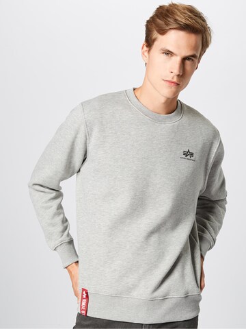 ALPHA INDUSTRIES Sweatshirt in Grey: front