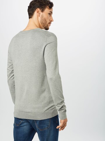 Coupe regular Pull-over Lindbergh en gris