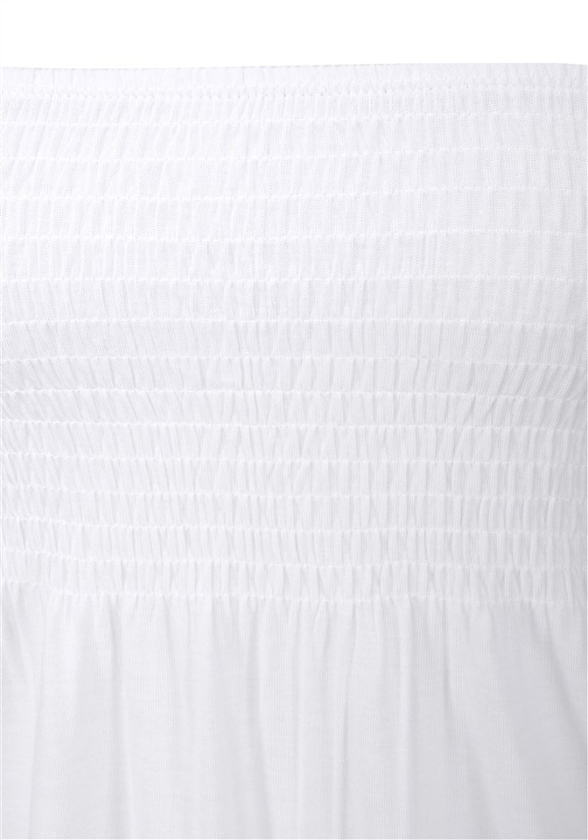 Top de la LASCANA pe alb