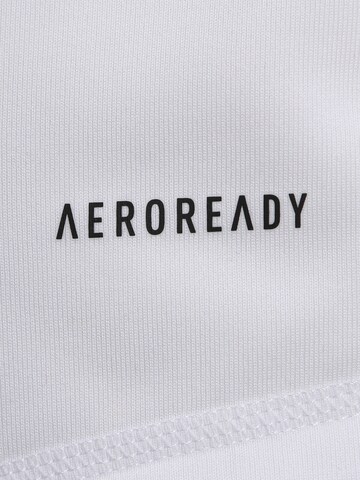 ADIDAS SPORTSWEAR - Ajuste regular Camiseta funcional en blanco