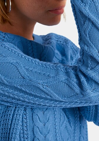 Peter Hahn Trui in Blauw: voorkant