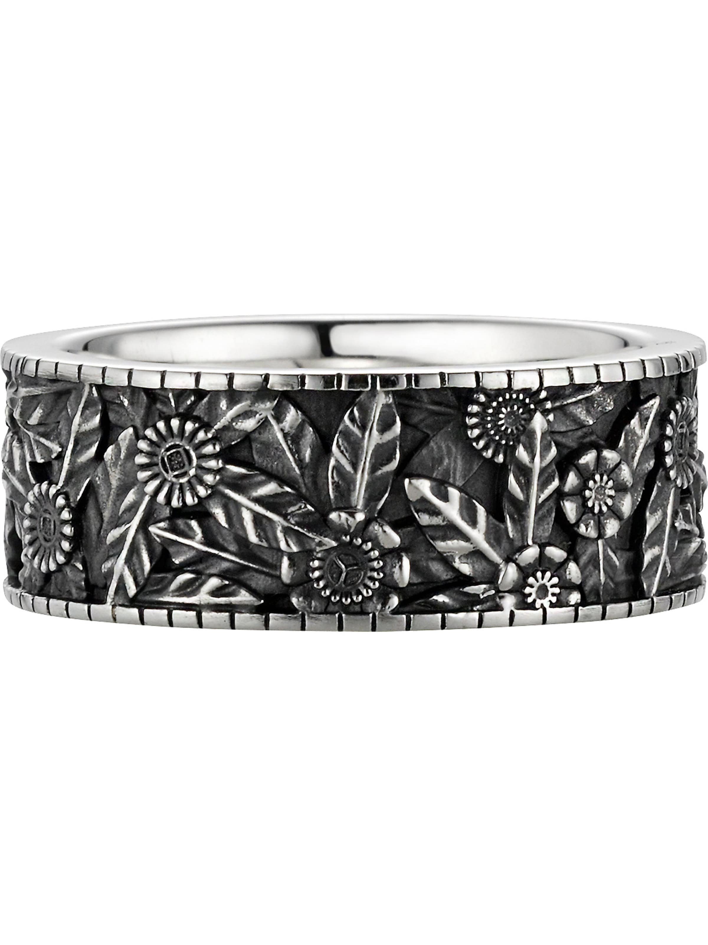 caï Ring in Silver: front