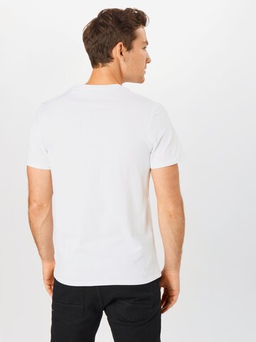 Coupe regular T-Shirt GUESS en blanc