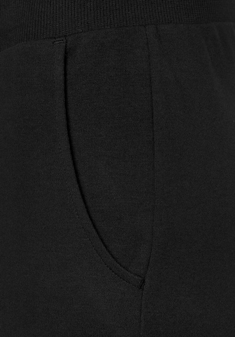 BENCH Normalny krój Spodnie w kolorze czarny