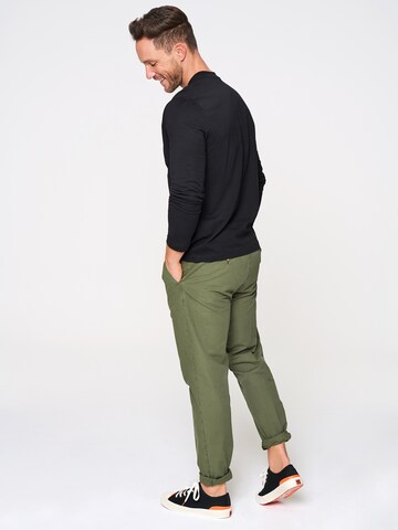 DAN FOX APPARELregular Chino hlače 'Anton' - zelena boja: stražnji dio