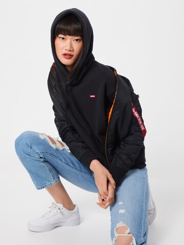 LEVI'S ® Majica 'Standard Hoodie' | črna barva