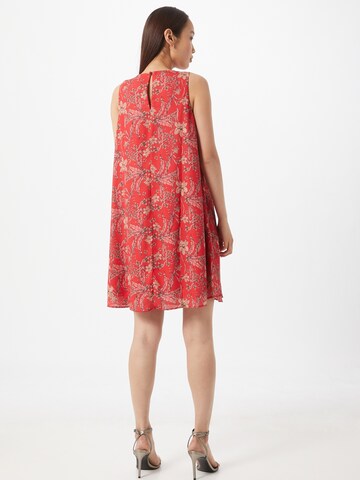 Robe Trendyol en rouge