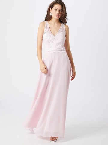 SWING - Vestido de noche en rosa: frente