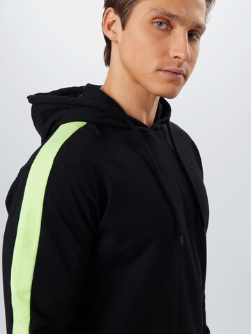 Urban Classics Regular fit Sweatshirt in Black