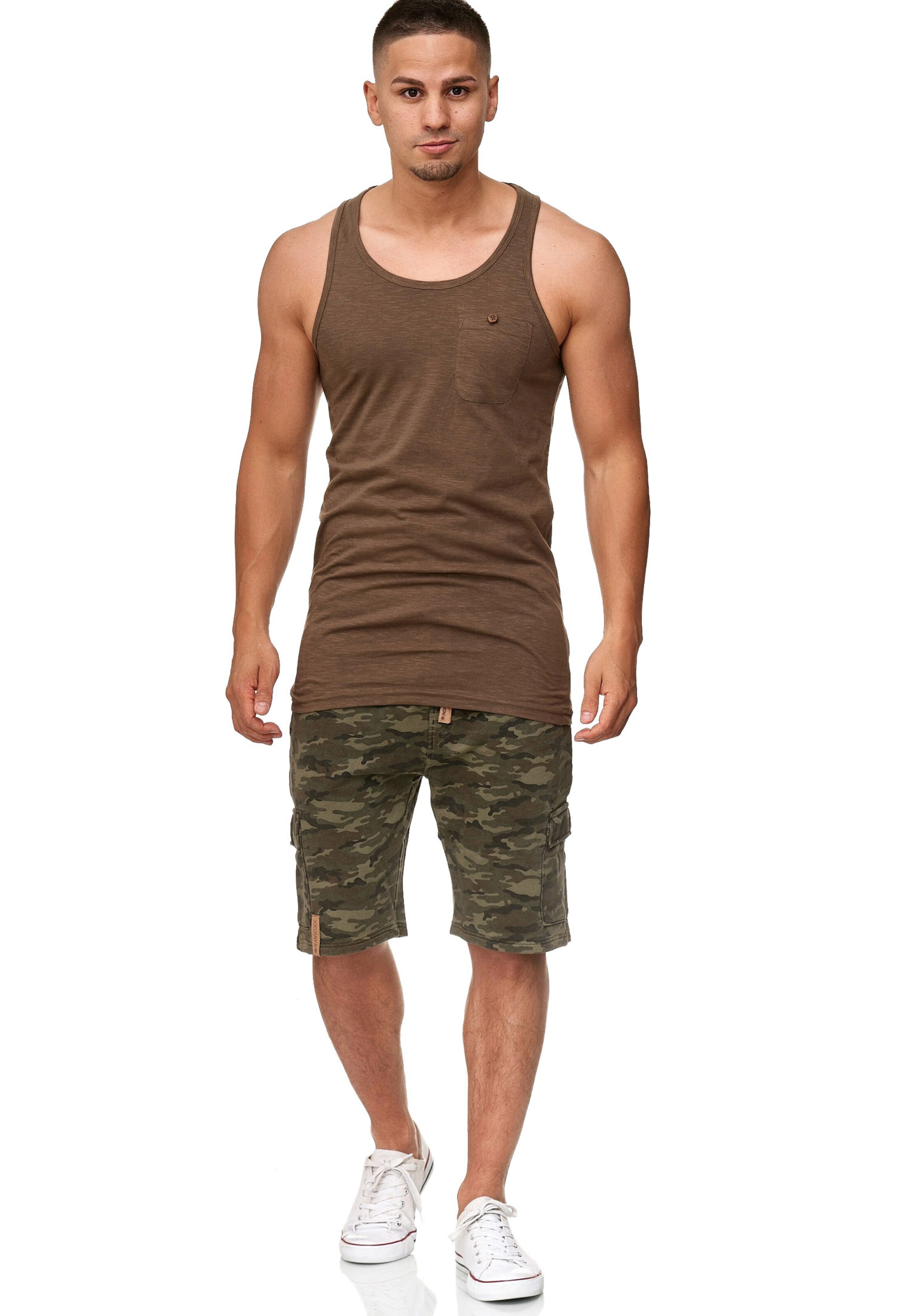 INDICODE JEANS Regular Shorts 'White Rock' in Grün