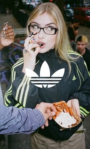 Category Teaser_BAS_2025_CW34_ADIDAS ORIGINALS_Teamgeist_AY-Produced Content_Top Strategic_F_t-shirts