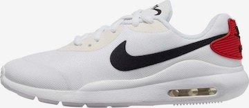 Sneaker 'Air Max Oketo' di Nike Sportswear in bianco