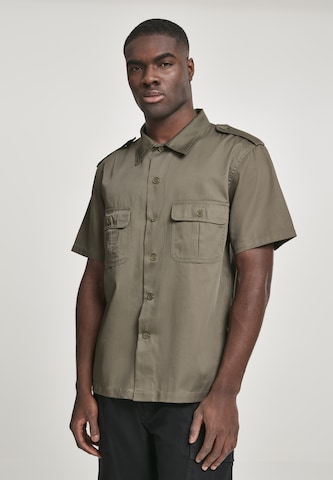 Brandit Comfort fit Button Up Shirt in Green: front