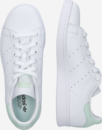ADIDAS ORIGINALS Sneakers laag 'Stan Smith' in Wit: zijkant