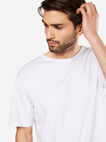 Urban Classics Shirt in White