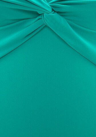 LASCANA Shaping-badpak in Groen