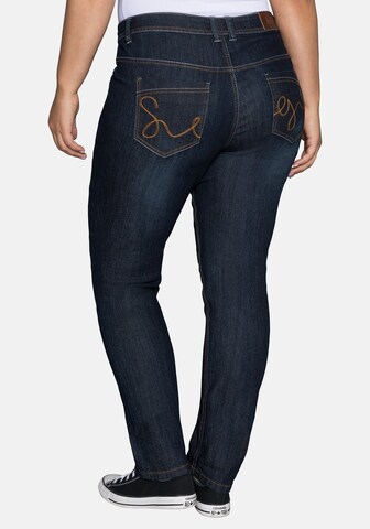 SHEEGO Slimfit Jeans in Blau