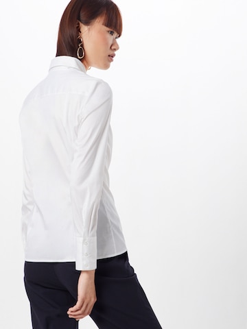 HUGO Red Blouse 'The Fitted' in Wit: terug