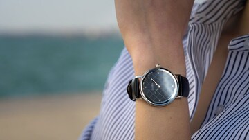 Montre à affichage analogique 'AnWy' JOWISSA en noir