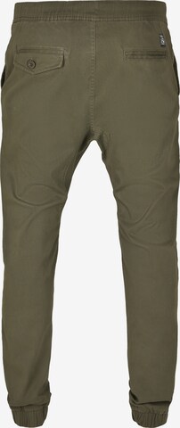 SOUTHPOLE Tapered Pants in Grün