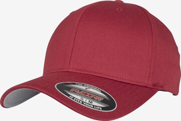 Cappello di Flexfit in rosso: frontale