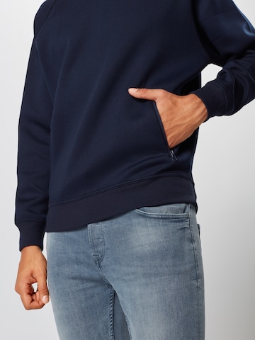 Urban Classics Sweatshirt in Blau