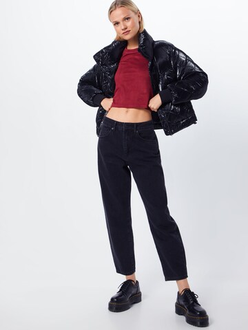 raudona Urban Classics Marškinėliai