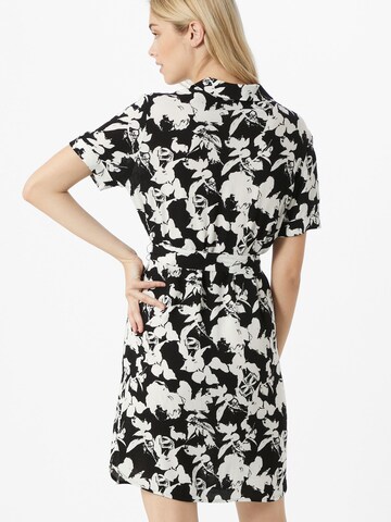 Regular Rochie de la COMMA pe negru